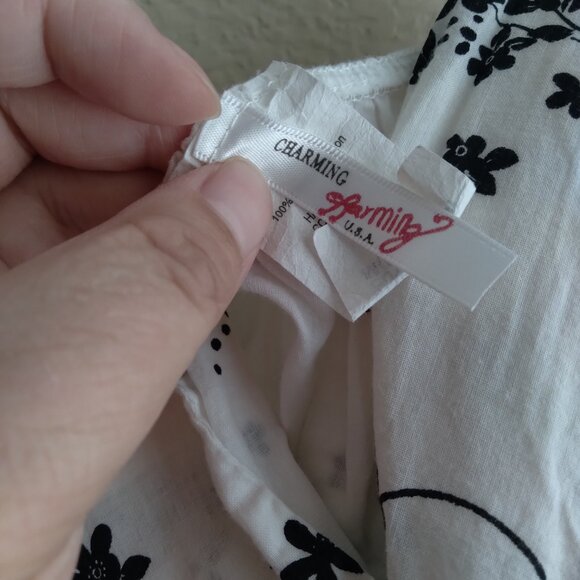 Vintage Y2K White and Black Floral Mini Dress with Tie Ribbon Detail - Picture 4 of 5